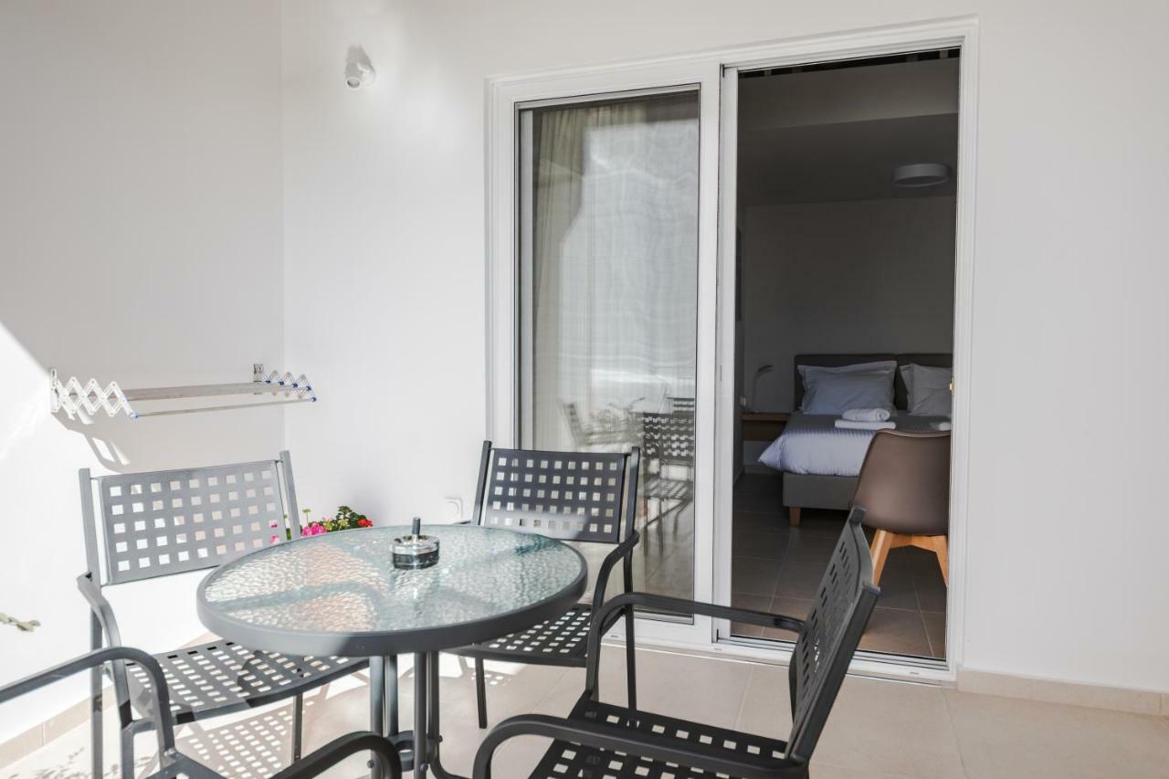 Stylish Studio Apartment - 8F House Kalamata Exterior photo